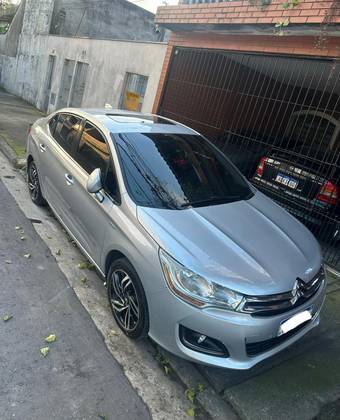 CITROËN C4 LOUNGE 1.6 EXCLUSIVE 16V TURBO FLEX 4P AUTOMÁTICO CITROËN C4 LOUNGE 1.6 EXCLUSIVE 16V TURBO FLEX 4P AUTOMÁTICO